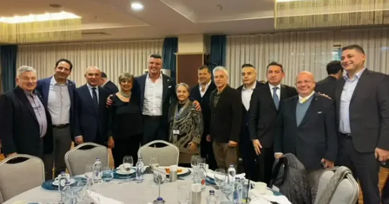 Sadettin Saran yönetim kurulu üyeleriyle toplandı! Tek hedefimiz şampiyonluk