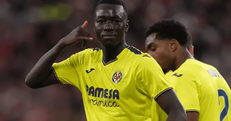 Pape Gueye den Galatasaray a transfer yanıtı