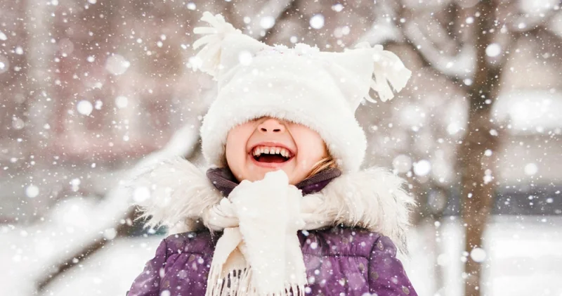 Doğanın tekrarsız sanatı: Kar taneleri neden birbirinin kopyası olmaz?