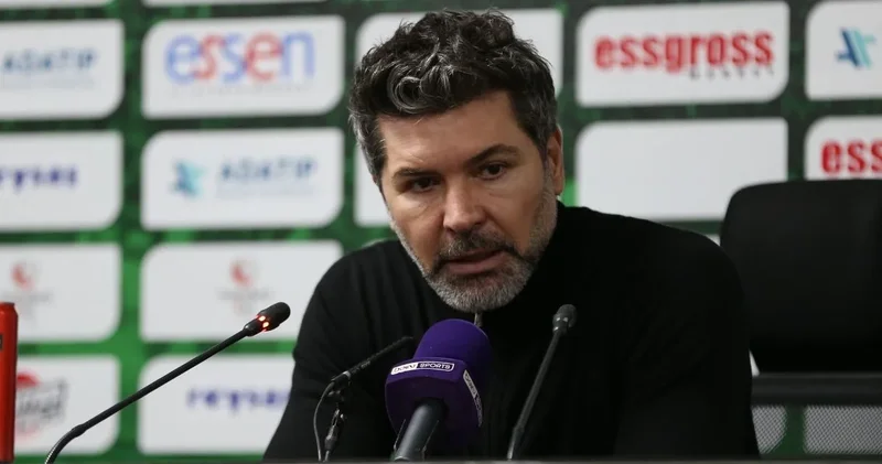 Göreve geldiğinden beri galibiyet yüzü görmedi takımı düşme hattına indirdi yine de Telaşa gerek yok dedi