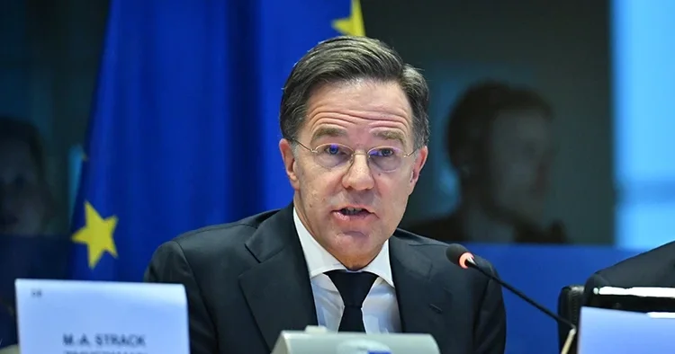 NATO Genel Sekreteri Rutte den AB üyelerine ABD uyarısı