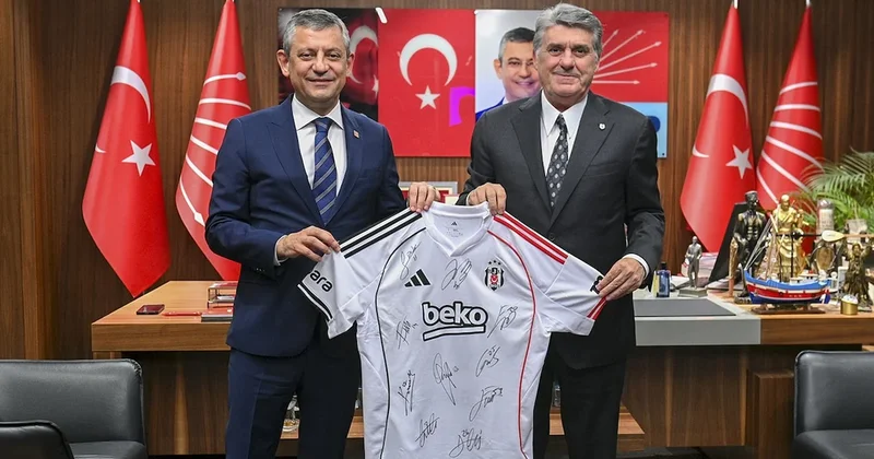 CHP lideri Özel, Beşiktaş JK Başkanı Serdal Adalı ya bir araya geldi Sözcü Gazetesi