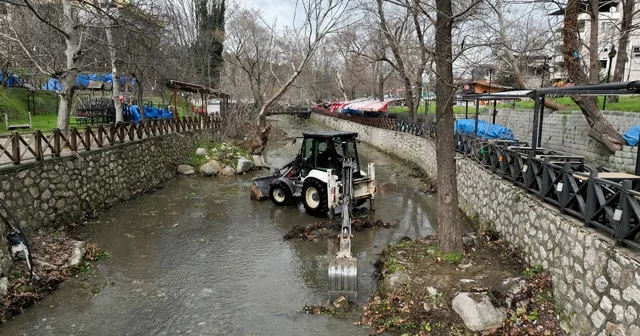 Büyükşehir den Misi de dere ve çevre temizliği Bursa Haberleri