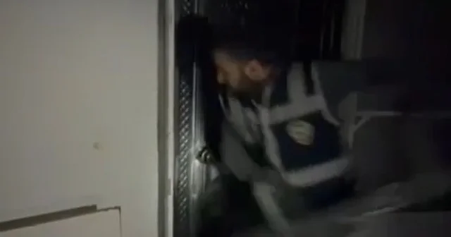 Gaziantep te evin bodrumundan 4 ruhsatsız silah çıktı Gaziantep Haberleri