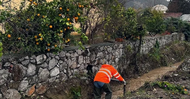 MUSKİ ekipleri 24 saat yağmur mesaisinde Muğla Haberleri
