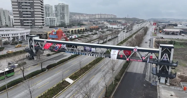 Menderes Bulvarındaki modern yaya üst geçidi açılıyor Denizli Haberleri