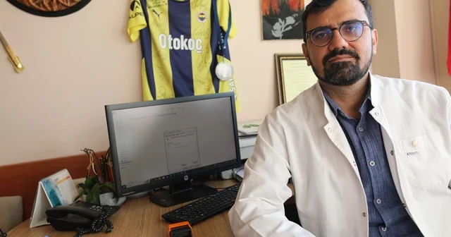 Kardiyoloji Uzmanı Kıvrak: Soğuk havalar, kalbin iş yükünü artırıyor Kış ayları, kalp yetmezliği olan bireylerde risk barındırıyor Grip ve solunum yolu enfeksiyonları kalp yetersizliğini hızla kötüleştirebilir Elazığ Haberleri