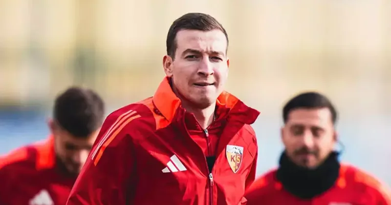 Kayserispor un yeni transfer Denis Makarov ilk antrenmanına çıktı Fanatik Gazetesi Futbol Haberleri Spor