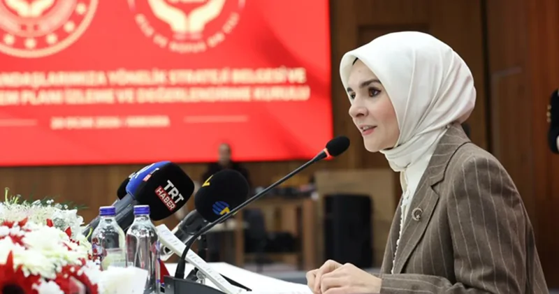 Bakan Göktaş çocuklar için yeni sosyal medya düzenlemesini duyurdu