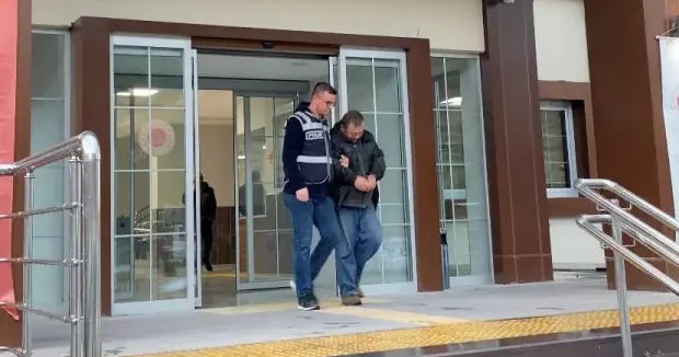 Kastamonu haberleri Kastamonu da uyuşturucuyla yakalanan adamdan şok savunma: Ağrılarım geçsin diye 27 Ocak 2026