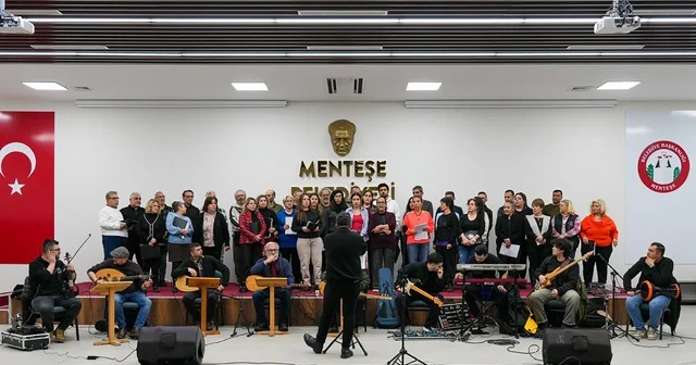 Menteşe Belediye Korosu Barış Manço repertuvarıyla sahne alıyor Muğla Haberleri