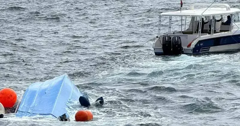 Umman da Fransız turistleri taşıyan tekne alabora oldu: 3 ölü, 2 yaralı