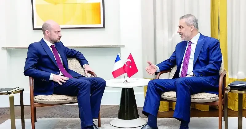 Fransız bakan Türkiye’de Politika Haberleri