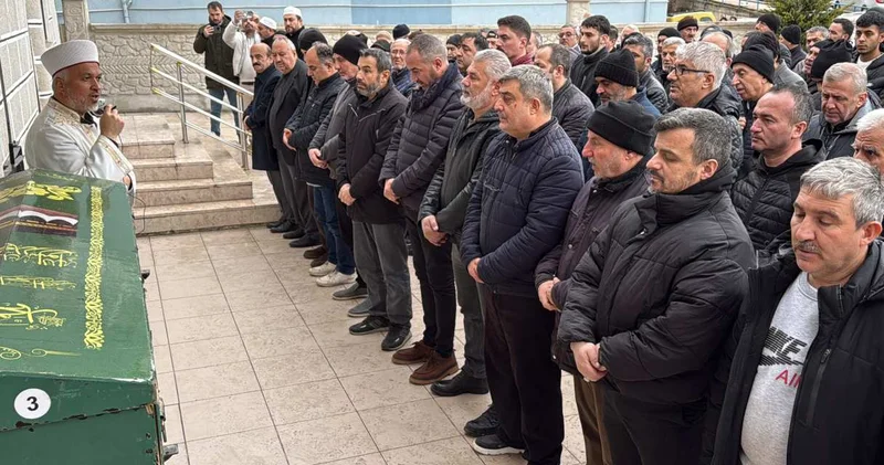 Denizde boğularak can vermişti! 22 yaşındaki genç toprağa verildi