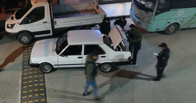 Manisa da aranan 6 şahıs yakalandı, binlerce hap ele geçirildi Manisa Haberleri