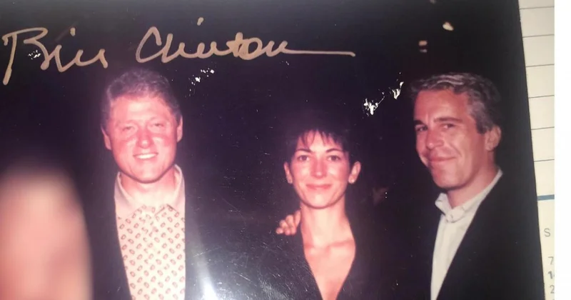 Eski ABD Başkanı Clinton ın Epstein soruşturması kapsamında Kongre üyelerince ifadesi alınıyor