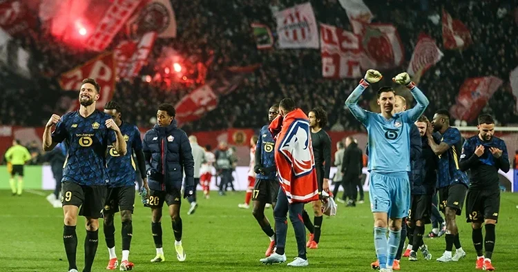 Berke Özer li Lille, son 16 biletini uzatmalarda kaptı!