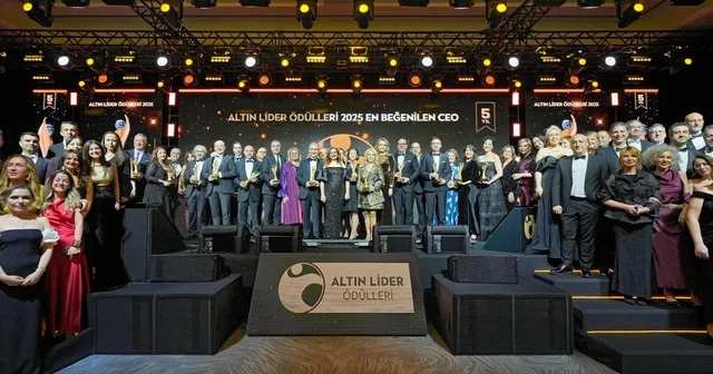 Veysi Kubba ya ikinci kez Altın Lider ödülü İzmir Haberleri