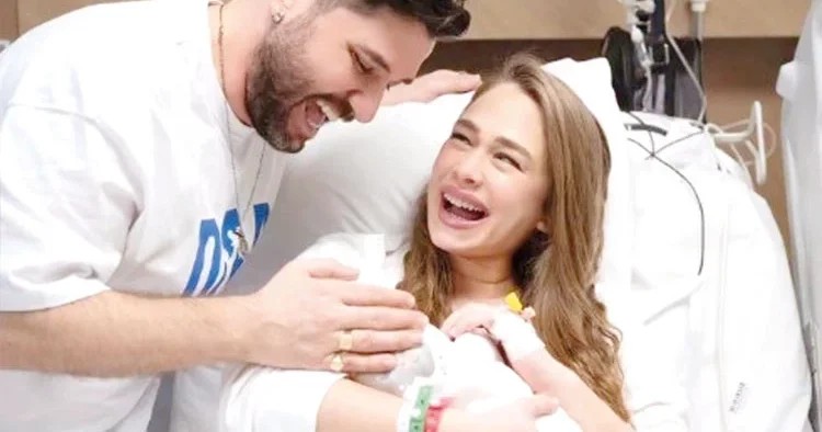 Ünlü oyuncu anne oldu: Hoş geldin Karya