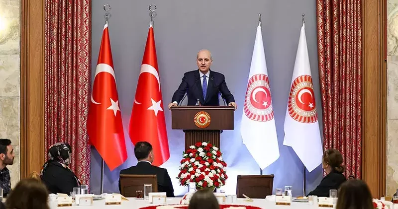Kurtulmuş: Terör örgütünün silahlarını bırakmasıyla birlikte yeni bir döneme başlıyoruz
