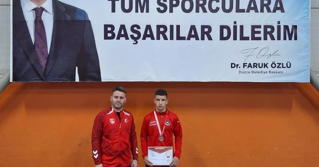 Türkiye güreş şampiyonasında ikinci oldu Düzce Haberleri