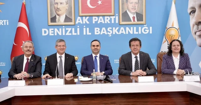 Sanayi ve Teknoloji Bakanı Mehmet Fatih Kacır Denizli partilileriyle bir araya geldi Denizli Haberleri