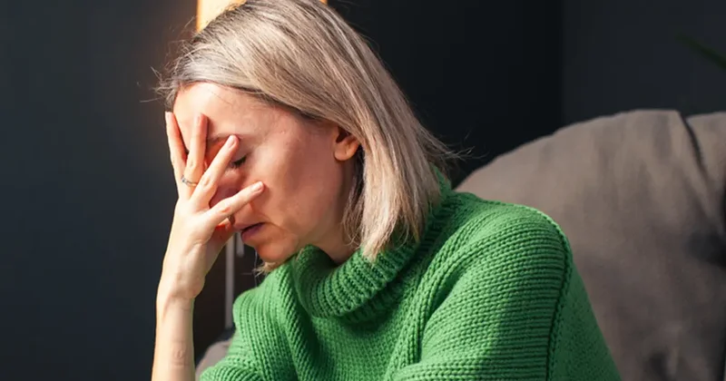 40 yaş sonrası dikkat! Vücudun alarm verdiğini gösteren 5 önemli işaret açıklandı