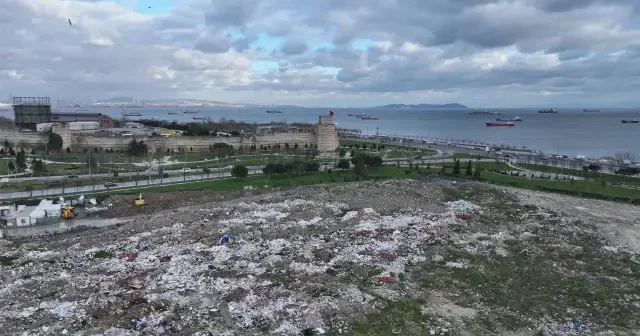 Kazlıçeşme Meydanı nda çevre alarmı: İBB nin ve İSKİ nin döküm sahasına çevirdiği tarihi alan moloz yığınına döndü VİDEO İZLE