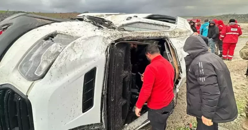 Şırnak ta işçi servisi takla attı: 9 yaralı