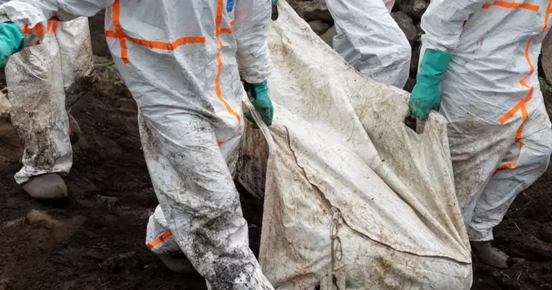 KDC de İki Toplu Mezar Bulundu