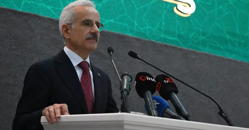 Bakan Uraloğlu duyurdu: 15 yaşından küçük çocuklar sosyal paylaşım sitelerinde hesap açamayacak