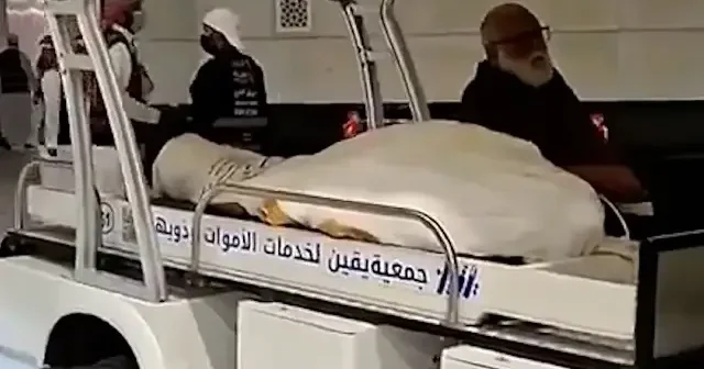 Kabe yi ziyaret eden kişi orada vefat edenlerin defin işlemini anlattı: Ülkelerine göndermiyorlar VİDEO İZLE