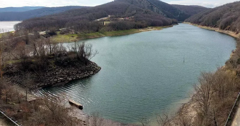 İstanbul susuzlukla boğuşabilir: 64 yılın en düşüğü! Barajlar alarm veriyor
