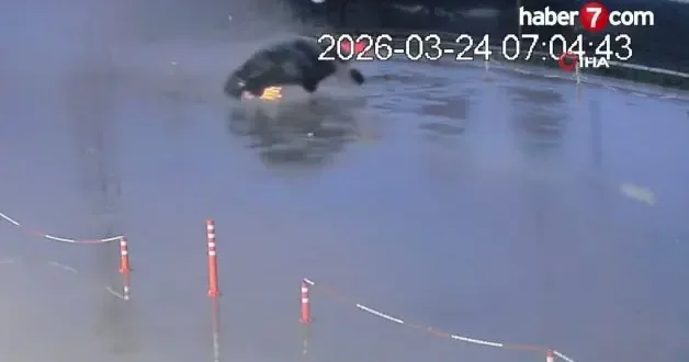 Otomobilin 60 metre boyunca defalarca takla attığı kaza kamerada!