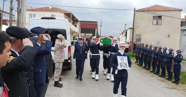 Yatağan da Kıbrıs Gazisi Yelaldı son yolculuğuna uğurlandı Muğla Haberleri