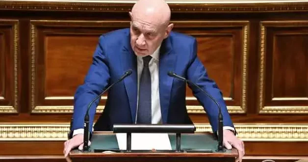 Fransız Senatosu nda Trump a Türk atasözüyle ayar: Bir palyaço saraya yerleştiğinde...