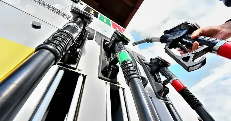 Fransızlar ve Portekizliler ucuz akaryakıt için İspanya ya geçiyor Dünya Haberleri