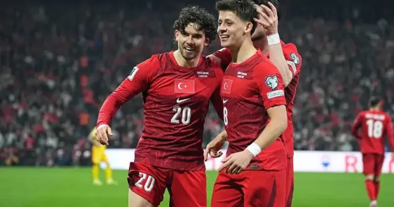 Siyasilerden Milli Takım a tebrik mesajı!