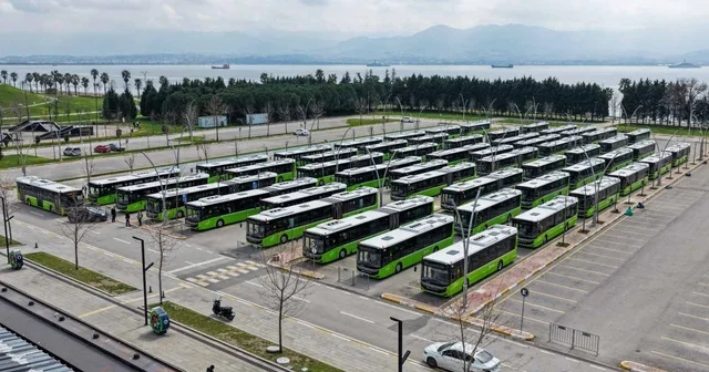 Kocaeli Büyükşehir Belediyesi, 4 ayda 123 otobüsü filosuna dahil etti Kocaeli Haberleri