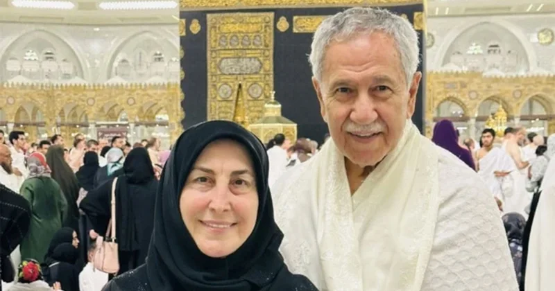 Bülent Arınç Umre den paylaşım yaptı