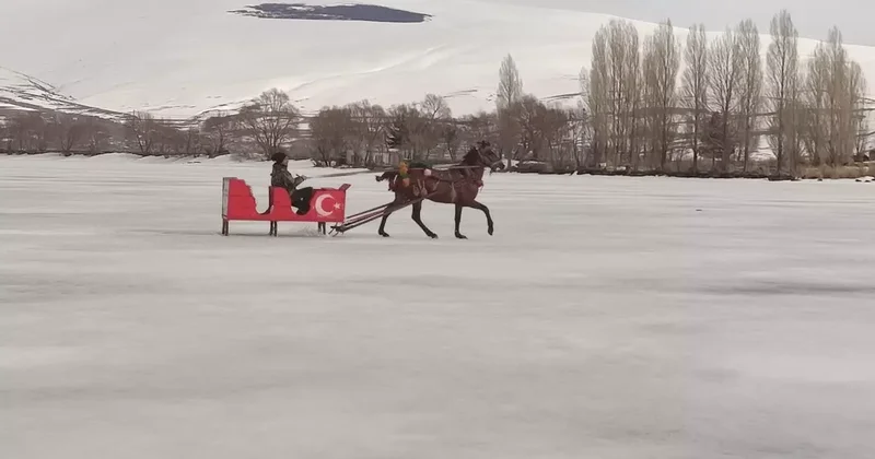 Çıldır Gölü nde atlı kızak sezonu sona eriyor
