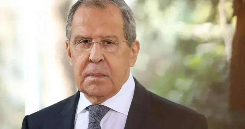 Rusya Dışişleri Bakanı Lavrov: İran a istihbarat değil askeri ürün veriyoruz