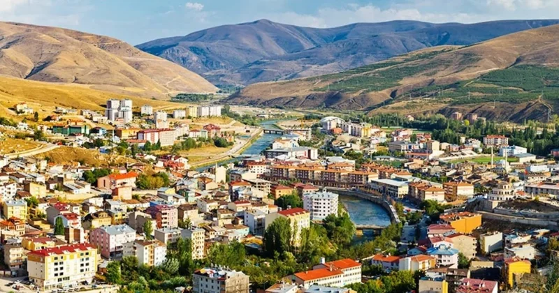 AKP’li vekiller: Bayburt şehrini yatırlar koruyor Sözcü Gazetesi