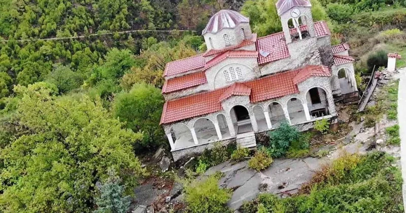 Türkiye’nin yanı başında: Pisa’dan 4 kat daha eğik