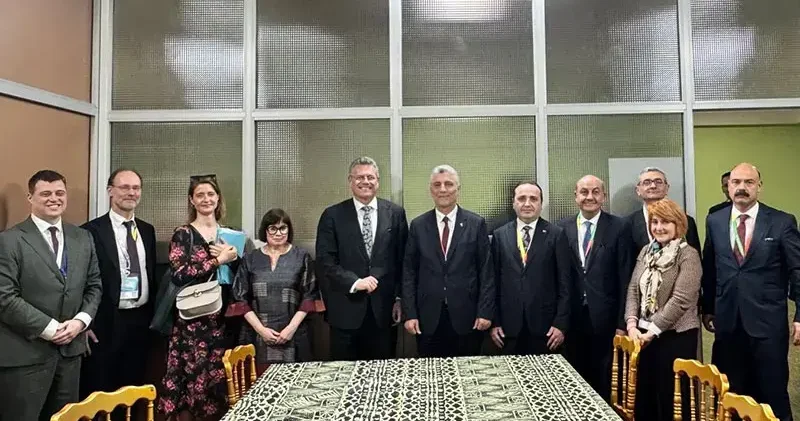 Bakan Bolat, AB Ticaret ve Ekonomik Güvenlik Komiseri Sefcovic ile bir araya geldi