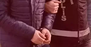 Depremde hasar alan araçların şase numaralarını değiştirerek piyasaya sürdükleri belirlenen 29 şüpheliye gözaltı kararı