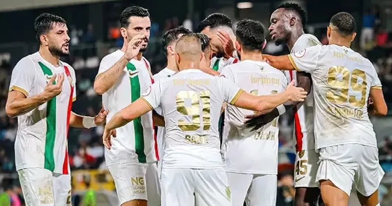 TFF 1. Lig de şampiyonluğa giden Amedspor a FIFA dan ağır ceza