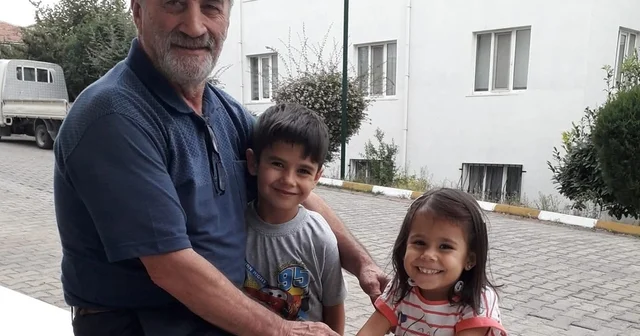Bursa daki feci kaza: Torunun ardından dede de kurtarılamadı Bursa Haberleri