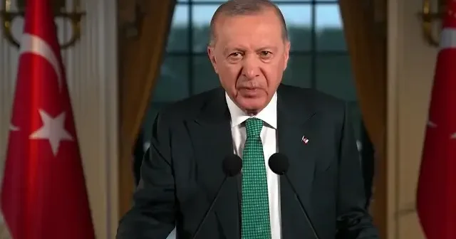 Cumhurbaşkanı Erdoğan: Türkiye olarak barış odaklı duruşumuzu sürdürmeye devam edeceğiz VİDEO İZLE