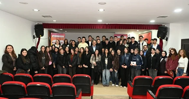 Gençler sordu, Başkan Kocaman yanıtladı Kocaeli Haberleri